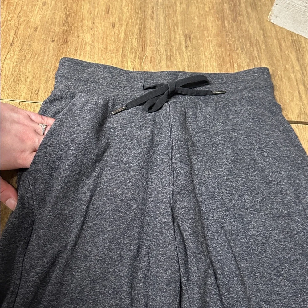 Lululemon great shape Ready To Rulu high rise 7/8 Heather grey jogger sweatpants - Picture 3 of 7